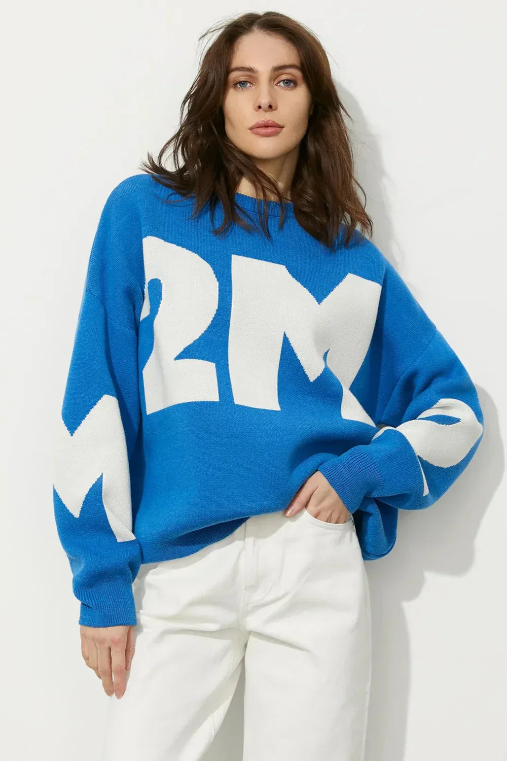 LIVIA | OVERSIZED GRAPHIC SWEATER