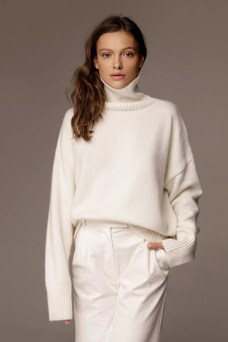 CELESTE | LOOSE OVERSIZED TURTLENECK SWEATER