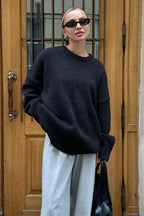 ISLA | OVERSIZED SWEATER WITH ROUND NECKLINE