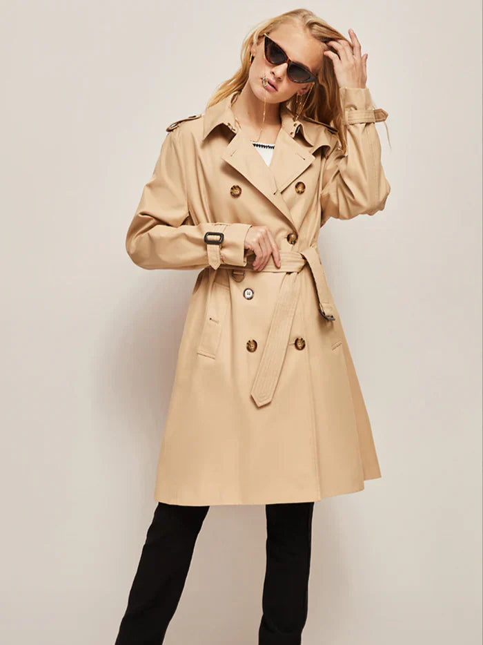 Classic belted trench coat – timeless elegance