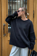 ISLA | OVERSIZED SWEATER WITH ROUND NECKLINE