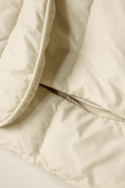 EVELINE | WINTER DOWN JACKET WITH A HIGH TURTLENECK