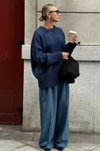 ISLA | OVERSIZED SWEATER WITH ROUND NECKLINE