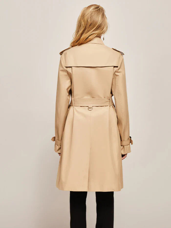 Classic belted trench coat – timeless elegance