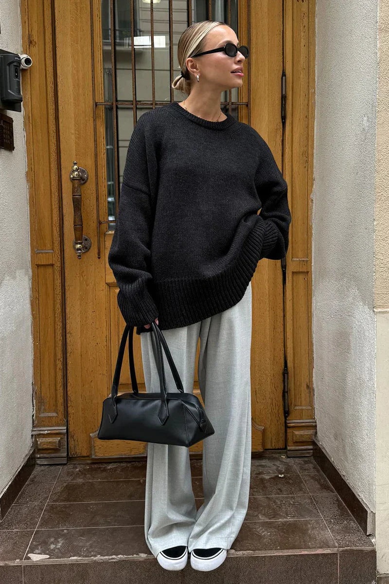 ISLA | OVERSIZED SWEATER WITH ROUND NECKLINE
