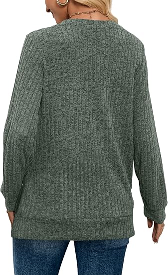 Women’s V-neck long-sleeve sweater