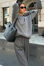 ISLA | OVERSIZED SWEATER WITH ROUND NECKLINE
