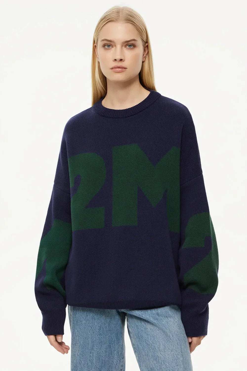 LIVIA | OVERSIZED GRAPHIC SWEATER