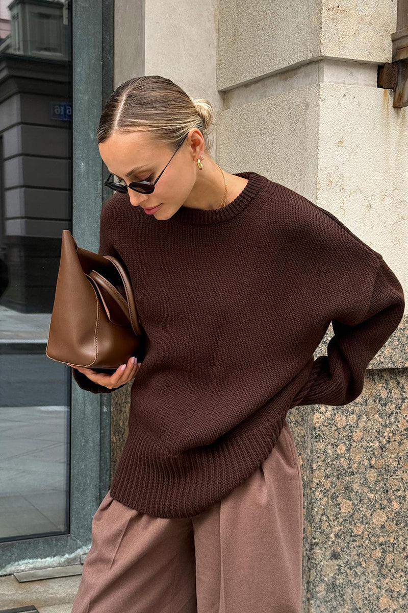 ISLA | OVERSIZED SWEATER WITH ROUND NECKLINE