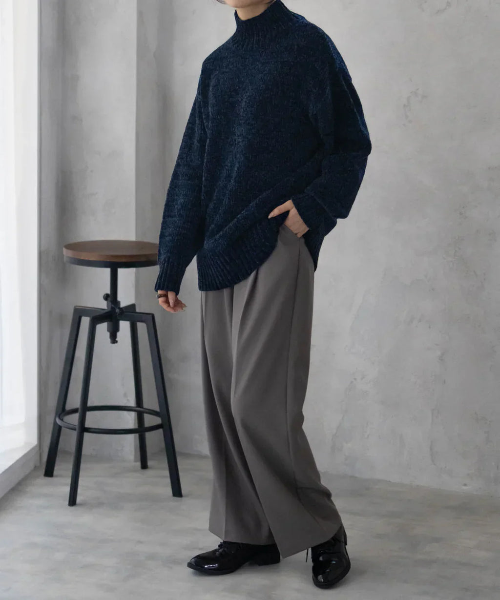 SOLENE LUXE | THICK HIGH-COLLAR SWEATER IN KOREAN STYLE