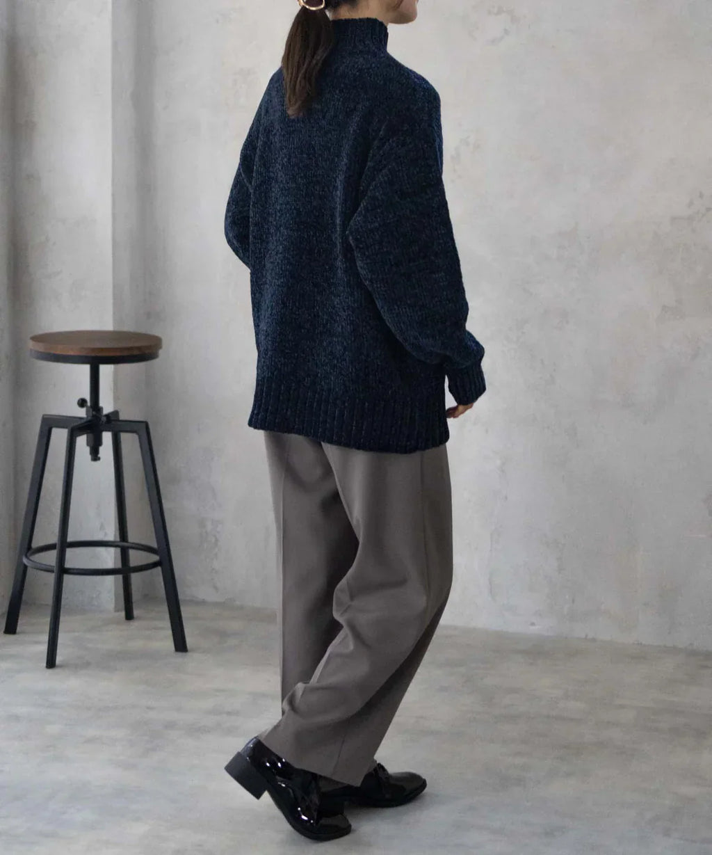 SOLENE LUXE | THICK HIGH-COLLAR SWEATER IN KOREAN STYLE