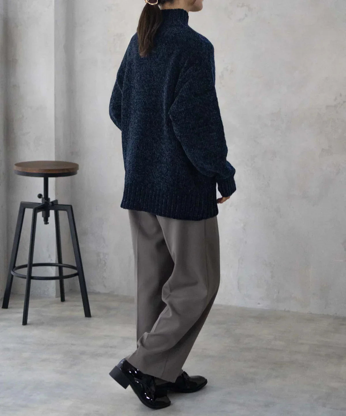 SOLENE LUXE | THICK HIGH-COLLAR SWEATER IN KOREAN STYLE