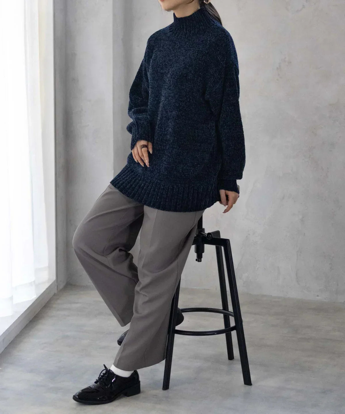 SOLENE LUXE | THICK HIGH-COLLAR SWEATER IN KOREAN STYLE