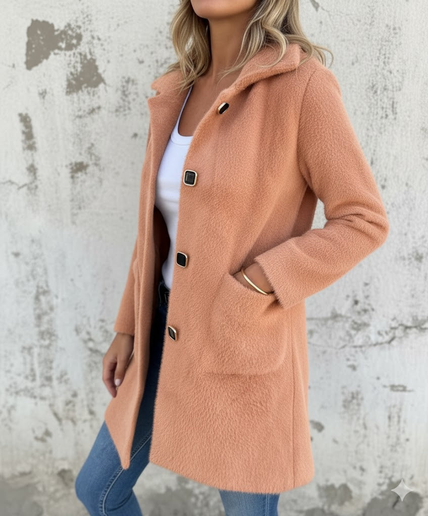 NOVA | WOOL COAT WITH AN ELEGANT CUT AND WIDE COLLAR