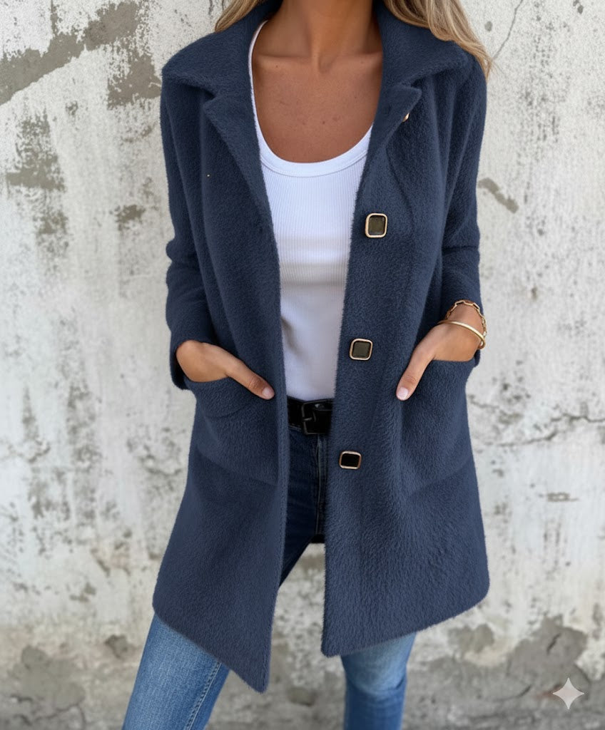 NOVA | WOOL COAT WITH AN ELEGANT CUT AND WIDE COLLAR