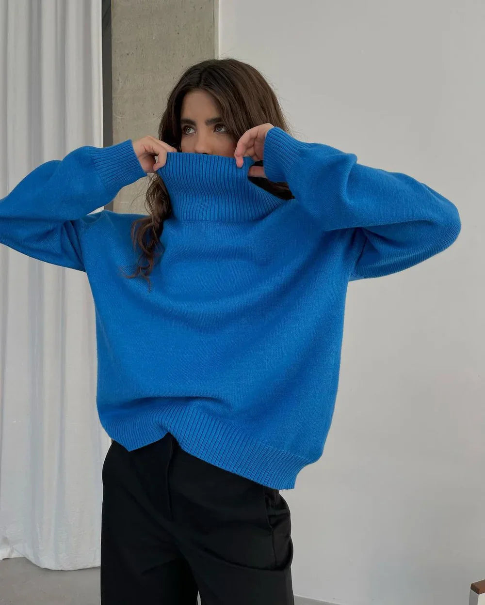 ISABELLA | OVERSIZED TURTLENECK SWEATER