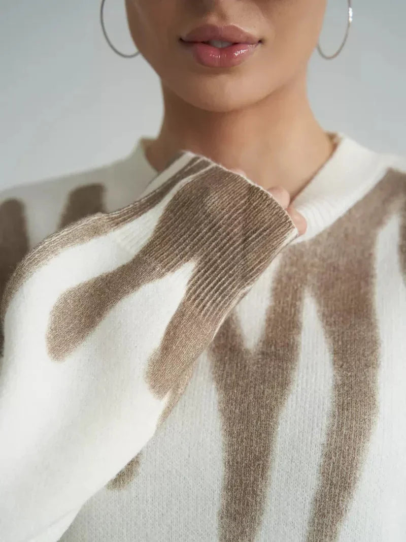 NOELLE | KNITTED SWEATER WITH ABSTRACT PRINT