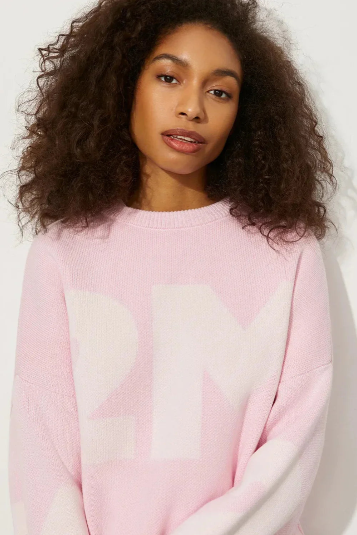 LIVIA | OVERSIZED GRAPHIC SWEATER