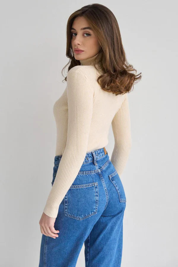 ROSA | ETERNA CONTOUR RIBBED TURTLENECK SWEATER