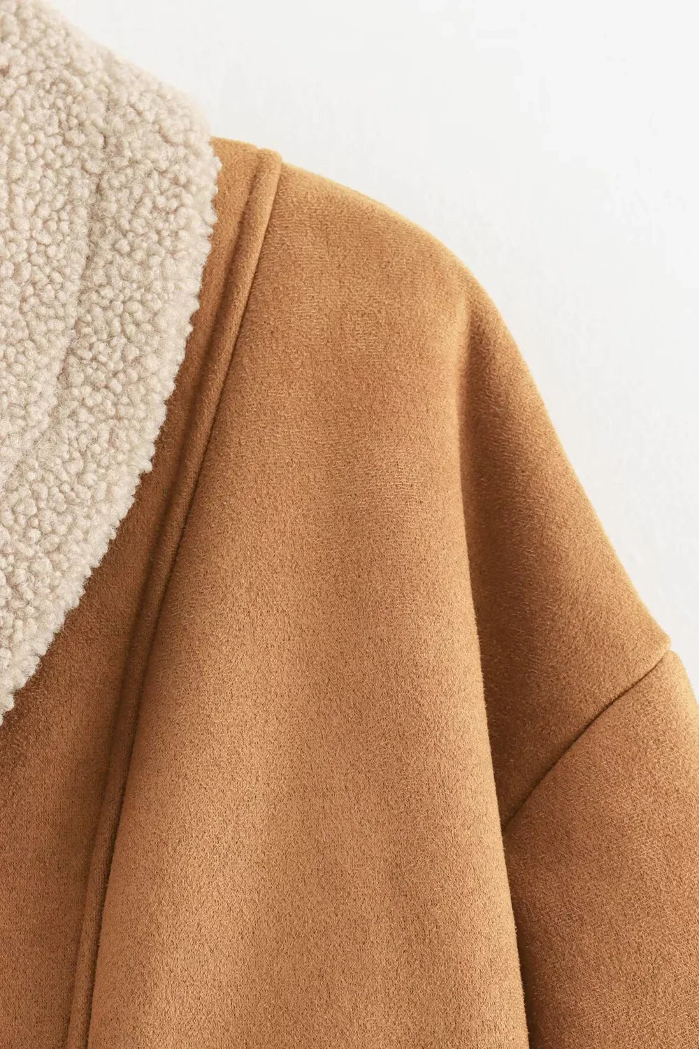 ALUNA | OVERSIZED FAUX SHEARLING JACKET