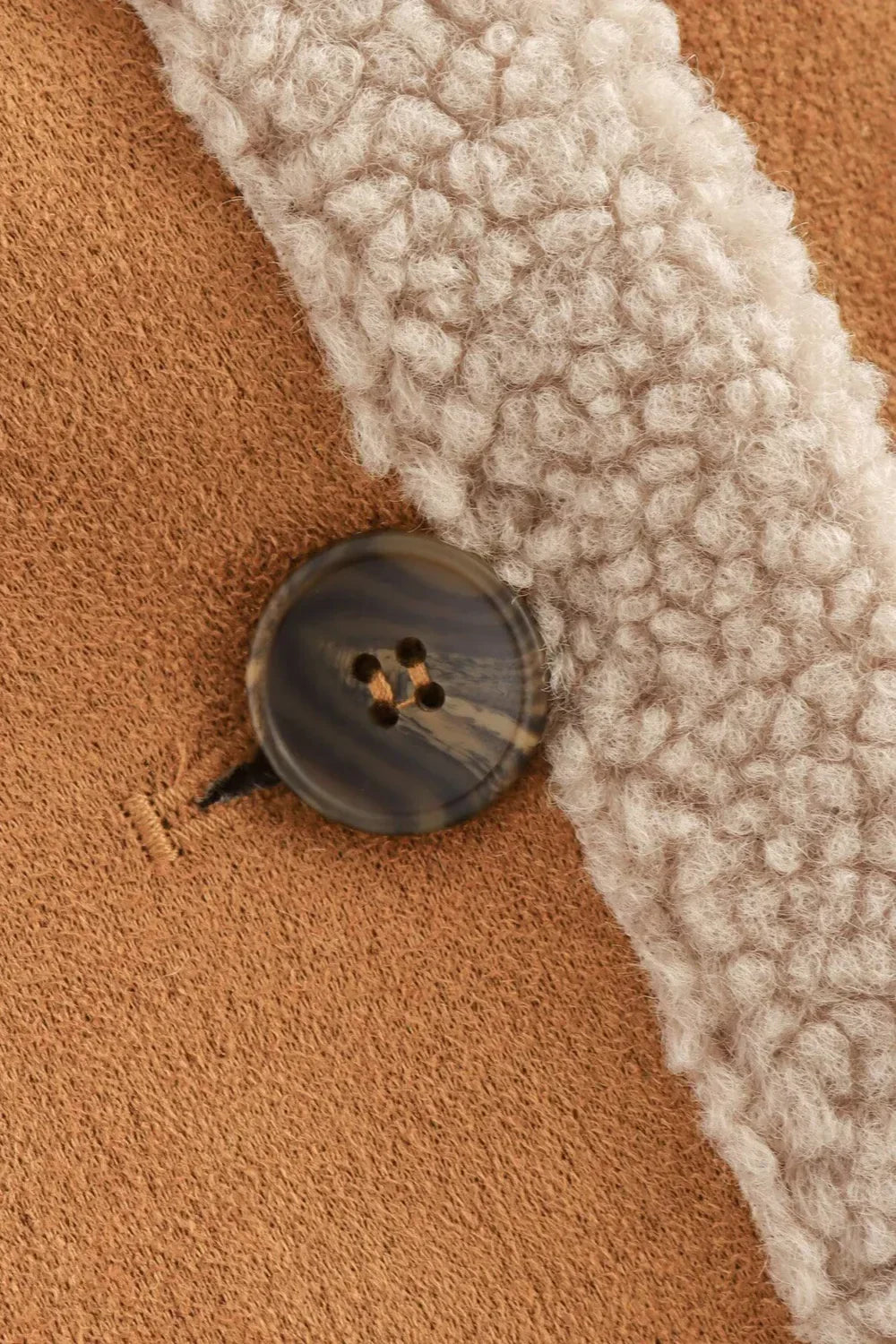 ALUNA | OVERSIZED FAUX SHEARLING JACKET