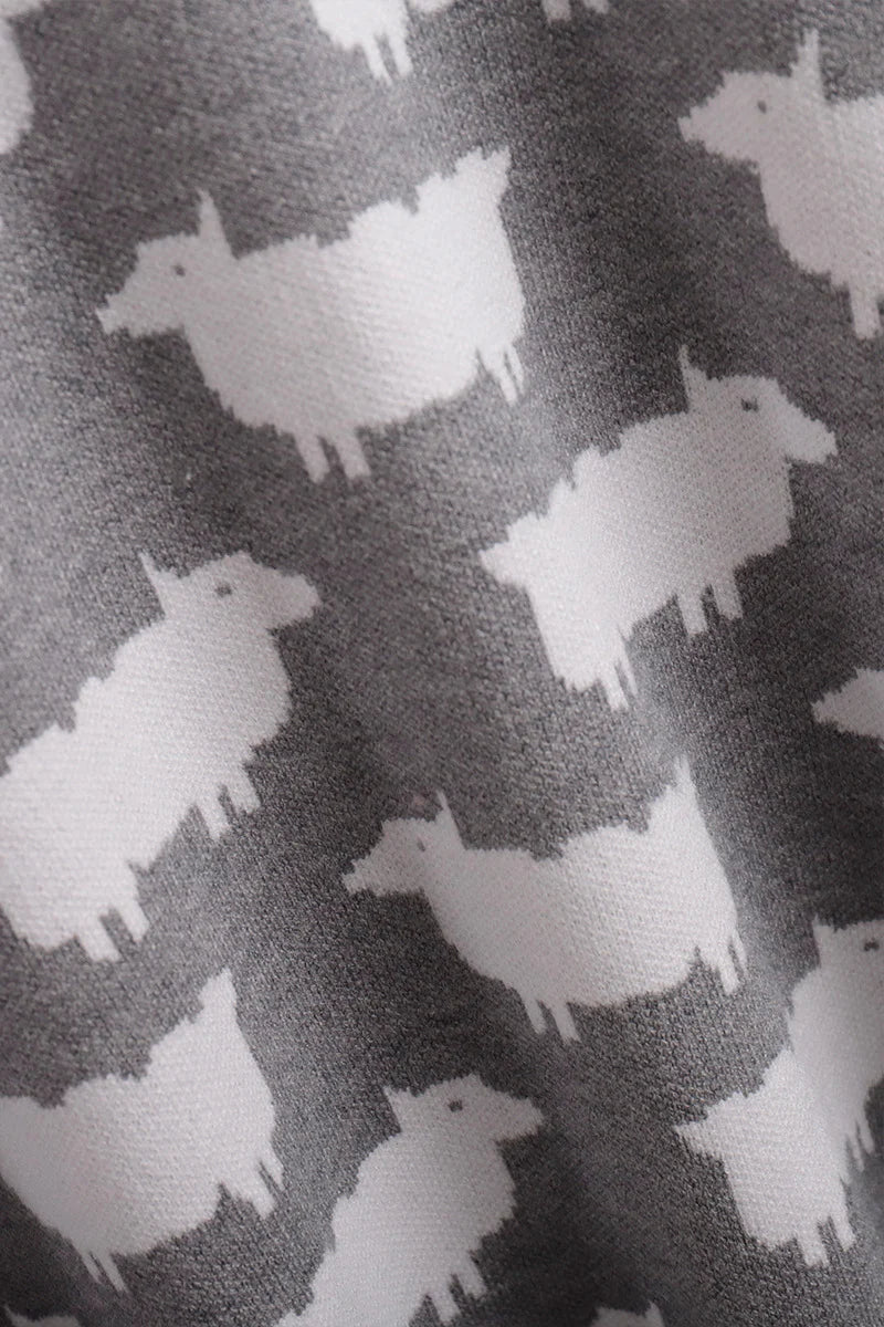 CAMILLA | LOOSE KNIT SWEATER WITH ANIMAL PRINT